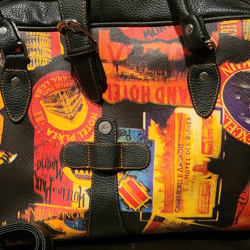 Travel Bag - Picture 3 of 4